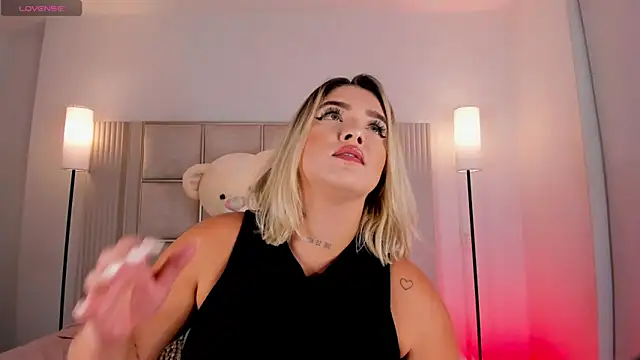 saraamiller_'s Live XXX Chat