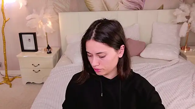 Lunaa_Babygirl's Live XXX Chat