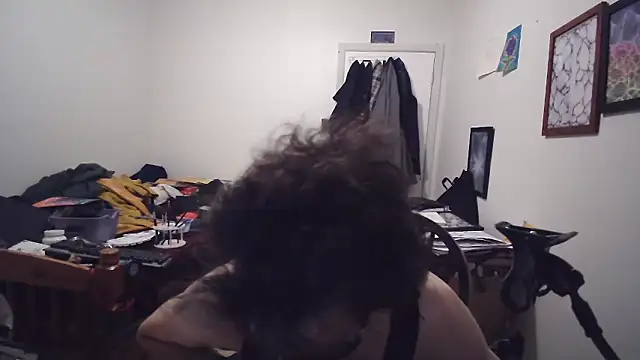 JohnnyMoves Live XXX-Chat