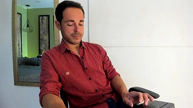 Adams_Sanz Chat XXX in diretta