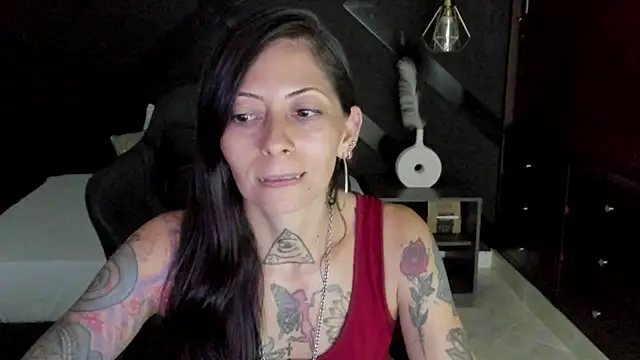 dark_gotica's Live XXX Chat