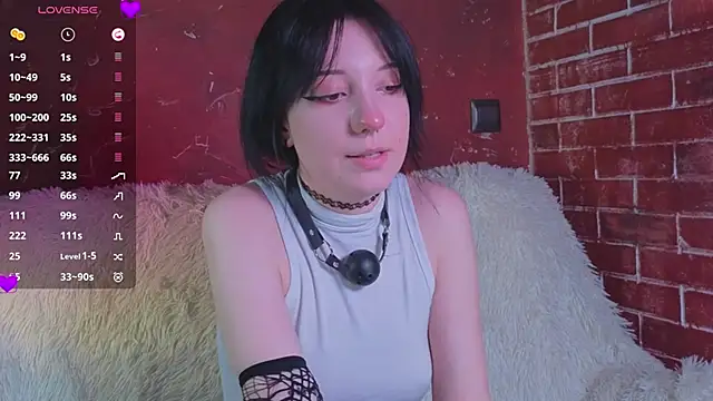 LisaBunnyy Webcam Show