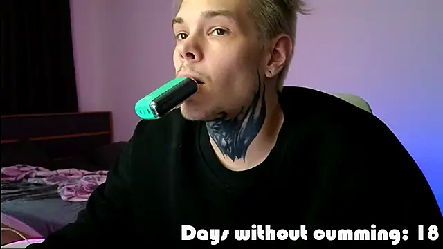 DENIS_HERE Webcam Show