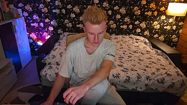 Vuitton Webcam Show