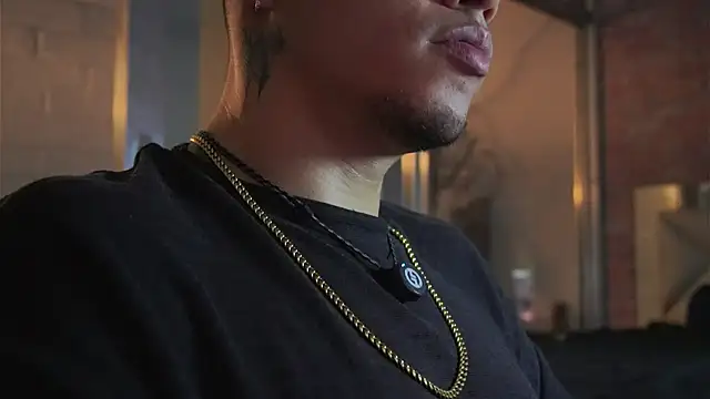 AlphaMasterXxxn Live XXX chat
