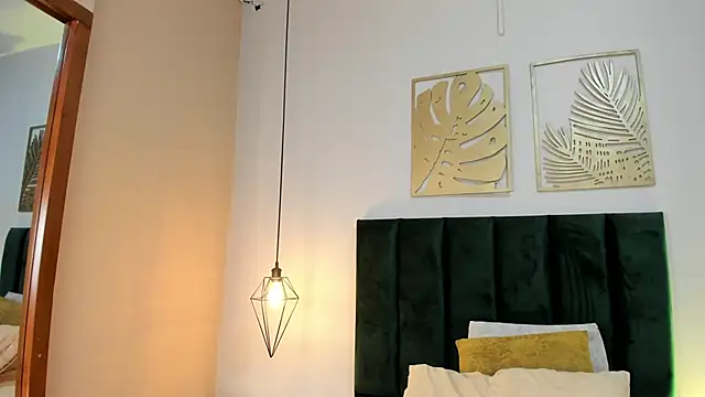 دردشة AndraCyruss الجنسية المباشرة