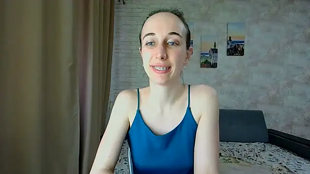 Anika_bloomn Live XXX chat