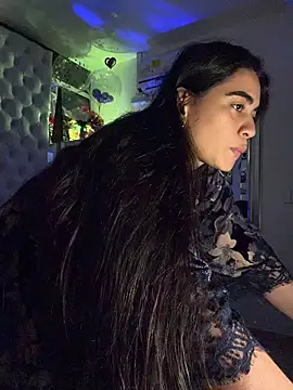 Czat XXX na żywo – ZarahEvans