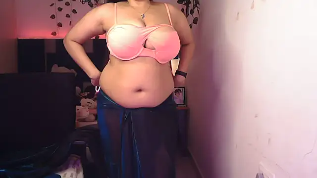 HASEENA_JI_08 Adlı Modelin Canlı XXX Sohbeti