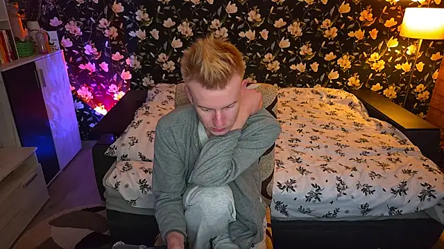 Vuitton Live XXX Chat