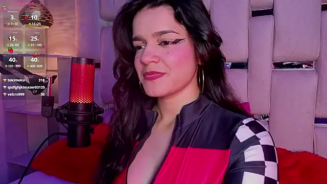 ValerieKay_ Adlı Modelin Canlı XXX Sohbeti