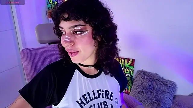 XXX chat uživo modela UvaMamacita