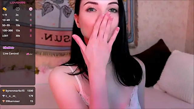AdelinaRoss – Naživo XXX chat