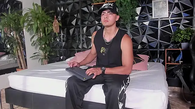 elliot_colton 现场XXX聊天