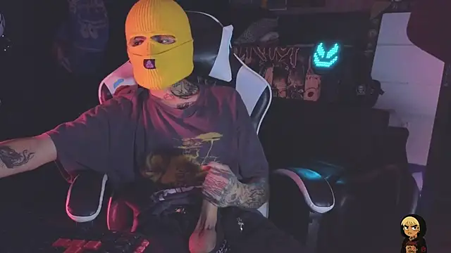 Pokazy przed kamerką – AcidMilo