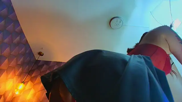 LiaHarryis 即時 XXX 聊天