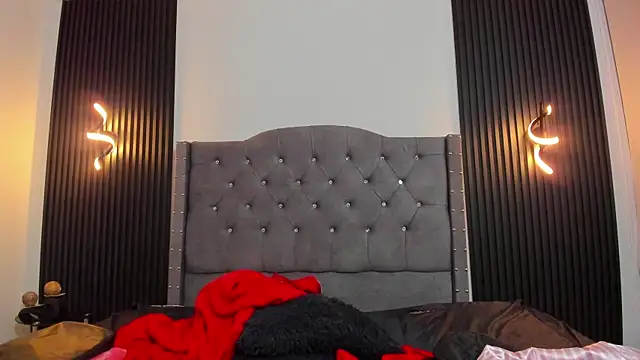 Kenji_n_Rousse Webcam show