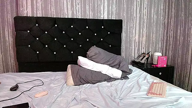 Alicee_Moonn's Live XXX Chat