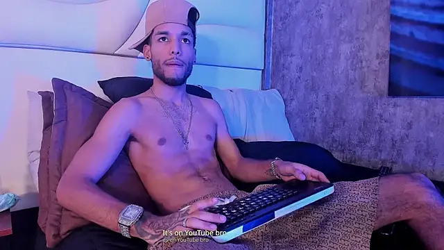 Thiagoferreti Chat XXX in diretta
