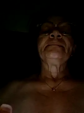 Chatroom XXX en direct de Vickyfox_