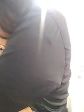 Chat +18 de Lubnna ao vivo