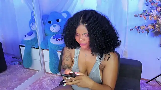 Chat XXX en directo de Angel_Belll