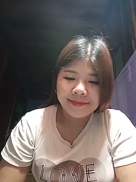Seoi_kiee Show in webcam