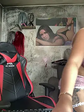 innocenttemplegirl's Live XXX Chat