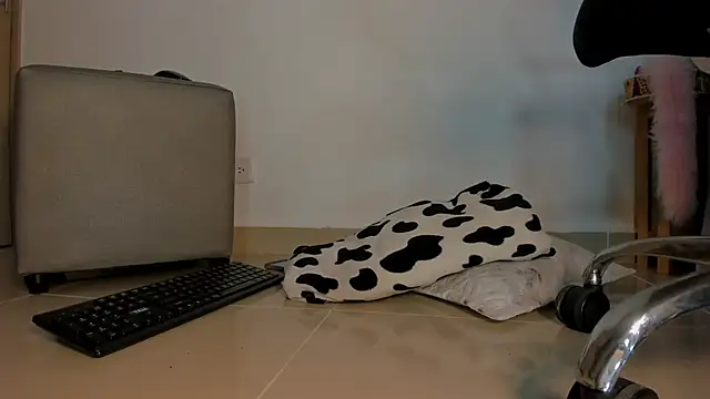 Nanny_11 Live XXX-chat