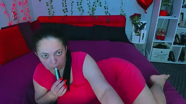 DarlingMilf's Live XXX Chat