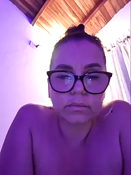 MariaPau_83's Live XXX Chat