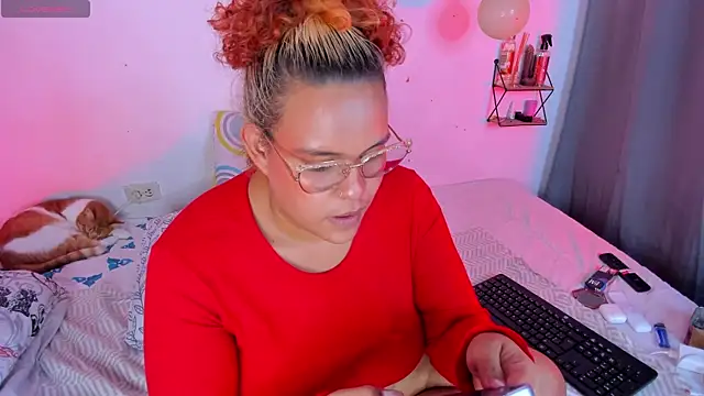 moni_bbw 现场XXX聊天