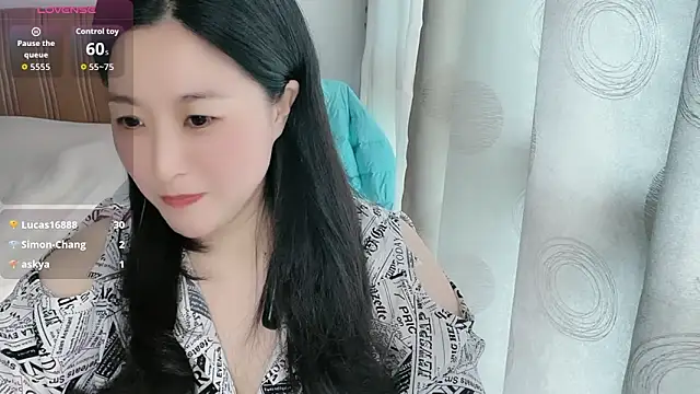 D-Misslu's Live XXX Chat