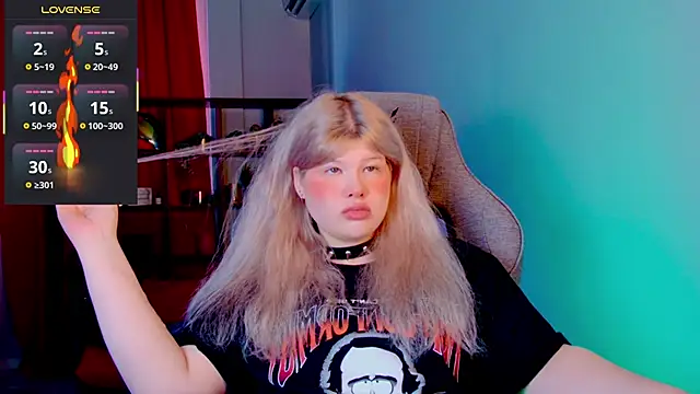 XXX chat uživo modela LilithNlsn