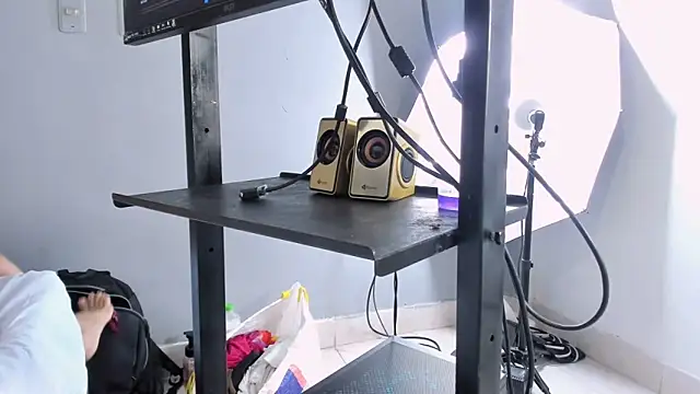 MILF_AURORA 网络视讯表演