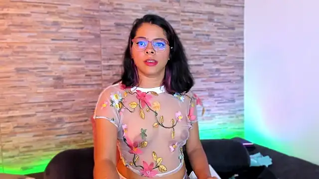 nath_redrex Adlı Modelin Canlı XXX Sohbeti
