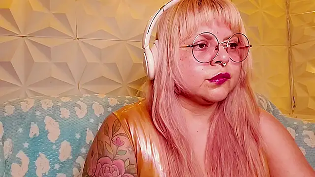 Satyn_doll – Naživo XXX chat