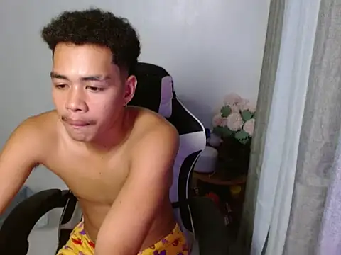 curlyasian_njxx: вебкам-шоу