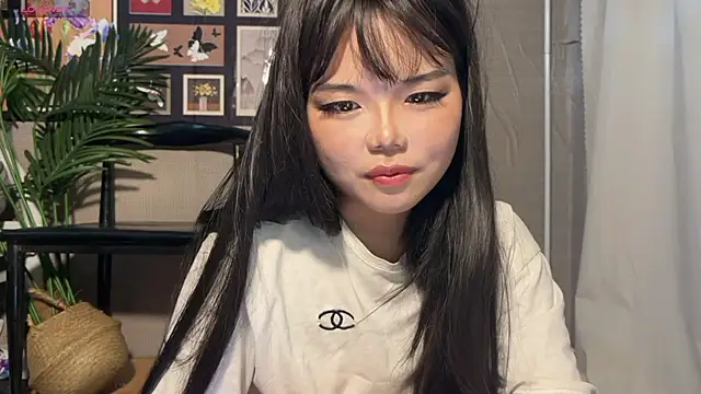 xiaosu22 Adlı Modelin Canlı XXX Sohbeti
