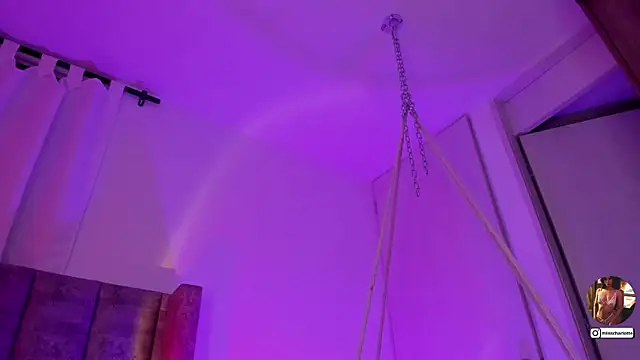 miss__charlotte7 élő XXX-chatje