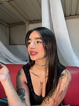 Abriil_cutee Adlı Modelin Canlı XXX Sohbeti