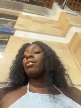 ZarahFerreira Adlı Modelin Canlı XXX Sohbeti