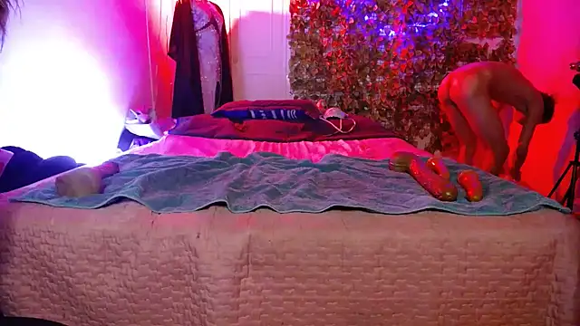Pertunjukan Kamera Web sashastarfire
