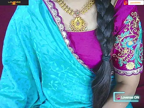 traditional_Jaanvi Adlı Modelin Canlı XXX Sohbeti