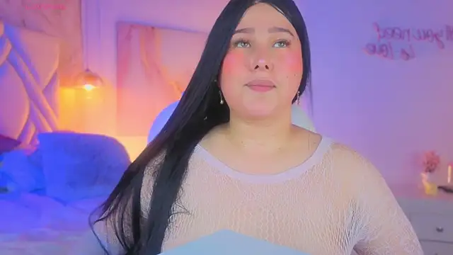 Leaa_Cox élő XXX-chatje