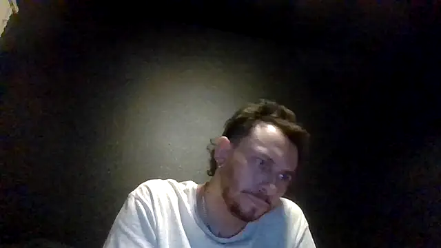 tallhungcloudzz's Live XXX Chat