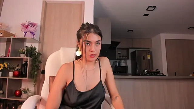 Chat +18 de Alexandra_ra ao vivo