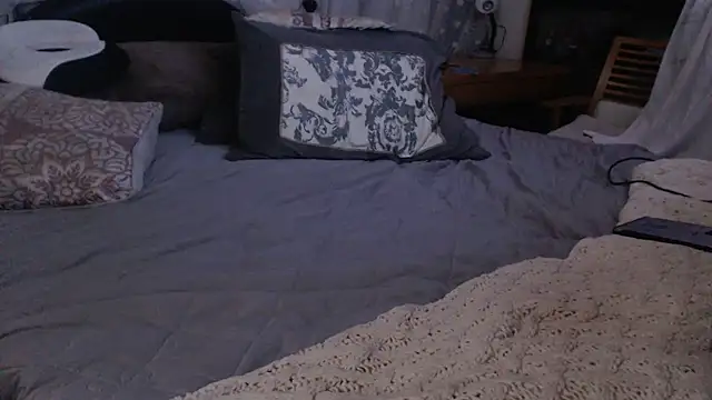 mysterymel Show in webcam