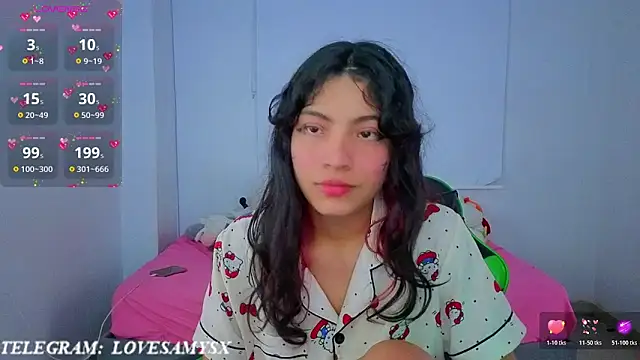 Lovelyamyy লাইভ XXX চ্যাট
