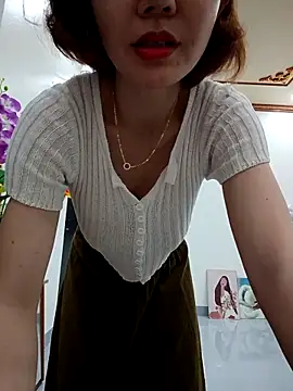 Emma_Linh 即時 XXX 聊天